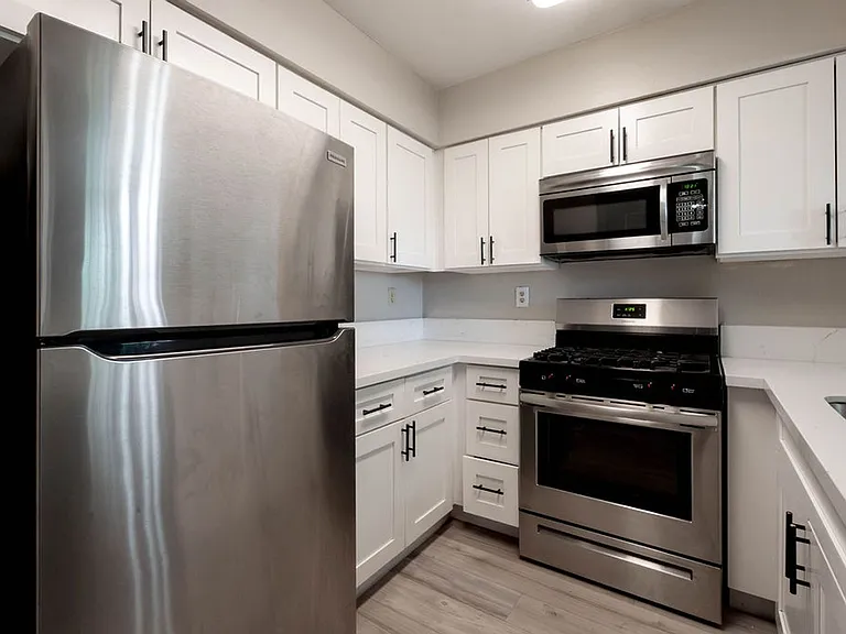 1501 Living Desert Dr #D — Photo 9