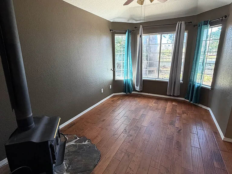 9328 Laguna Lake Way — Photo 8