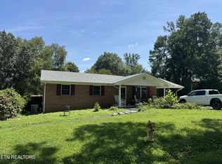 1107 Vermont Ave, Etowah, TN 37331