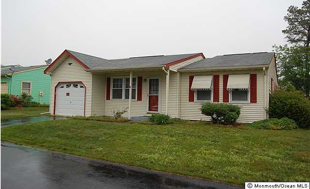 1st image of 11 Longwood Drive