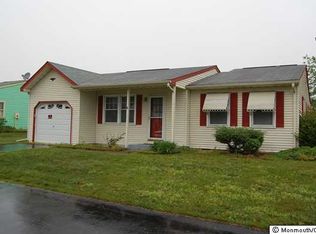 11 Longwood Dr, Manchester Township, NJ 08759