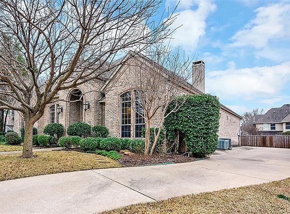 2nd image of 6404 Brandon Ct