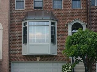 4188 Gov Yeardley Ln, Fairfax, VA 22030
