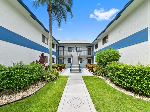 15301 Pembridge Avenue #67, Delray Beach, FL 33484
