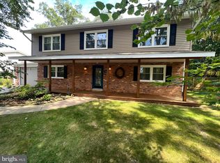 13249 Sturbridge Rd, Woodbridge, VA 22192