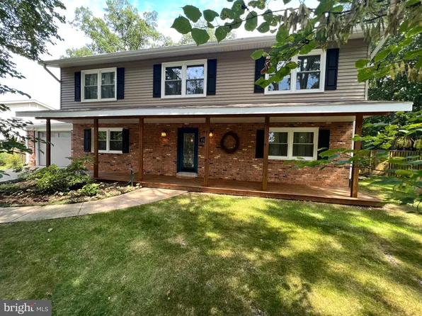 13249 Sturbridge Rd, Woodbridge, VA 22192