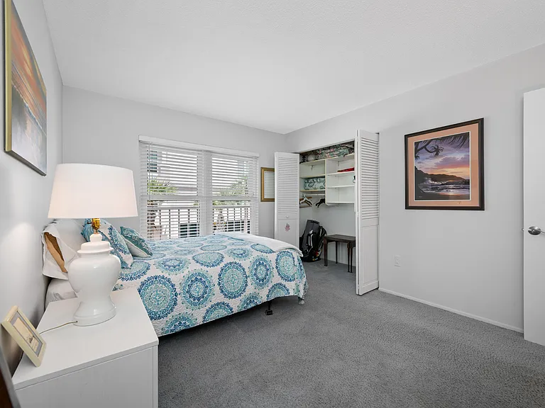 121 Island Way #323 — Photo 34