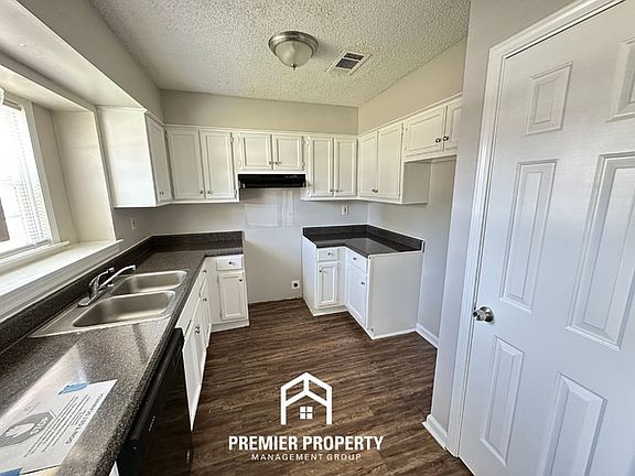 5th image of 6387 Fawn Hollow Cir N