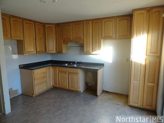 3rd image of 1757 Meadowlark Ct #1757
