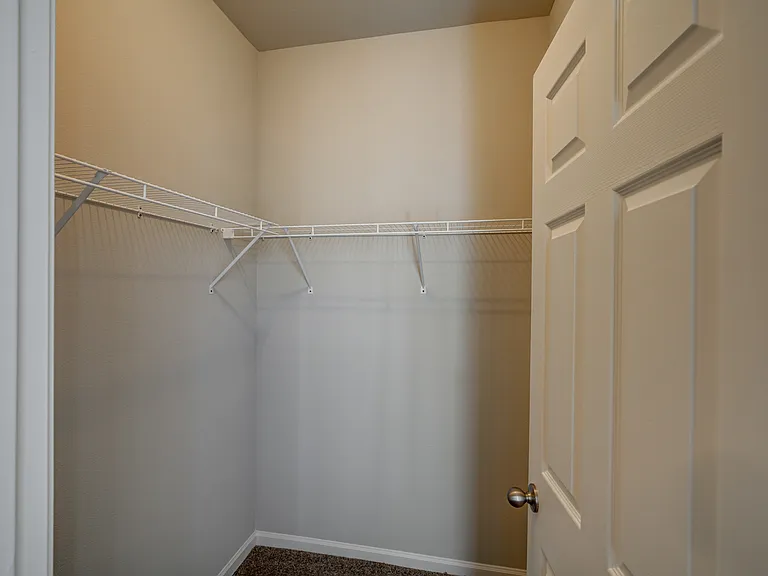 745 Gene Dr — Photo 4