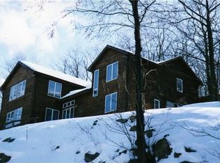 7 Hillside Rd, Sloatsburg, NY 10974