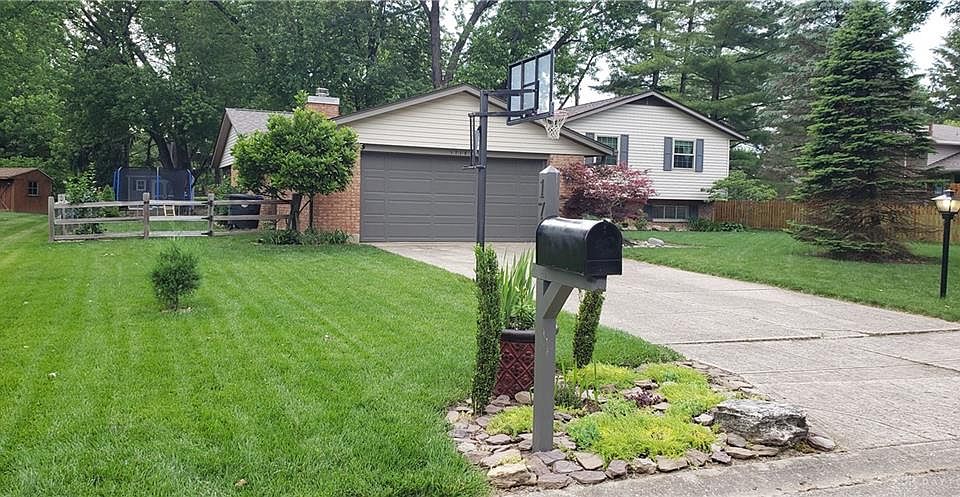 1st image of 1715 Park Creek Dr