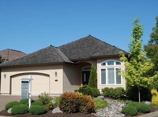 3948 NW Fallcreek Pl, Portland, OR 97229