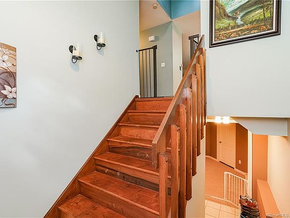 3rd image of 12 Oak Forest Dr #6