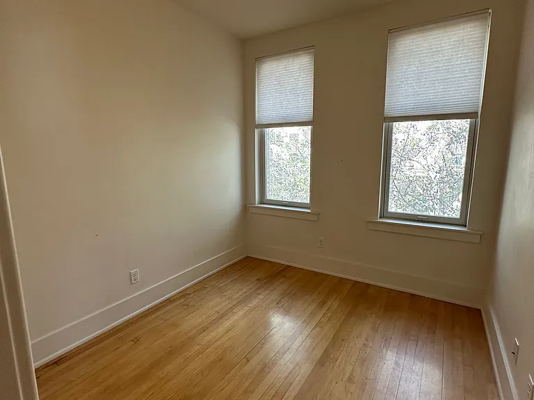 Woodruff Apartments — Photo 32