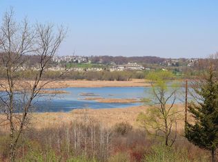 16 Lakeview Dr #16, Lake Geneva, WI 53147