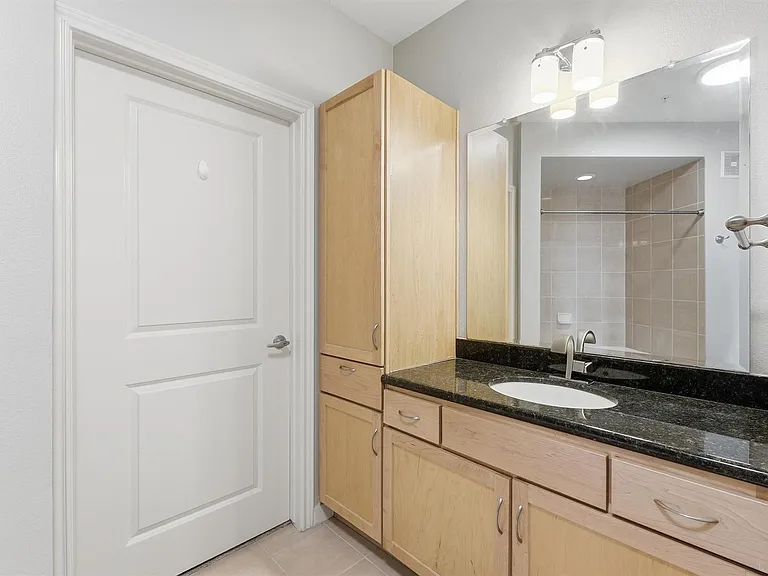 505 Jackson Hill St #307 — Photo 23