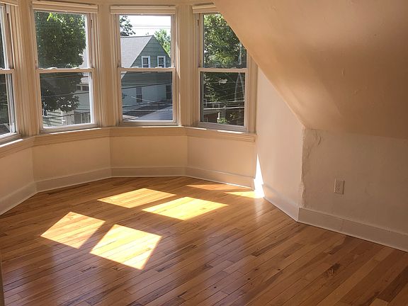 Living room - sunny all day - faces east and south