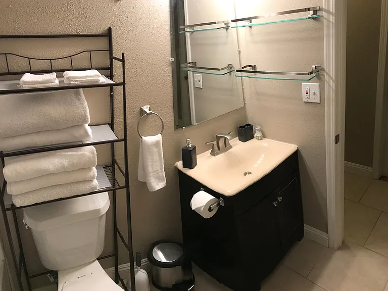 6380 Yucca Ave — Photo 12