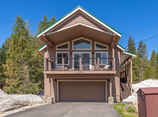 8667 Yuba Dr, Soda Springs, CA 95728