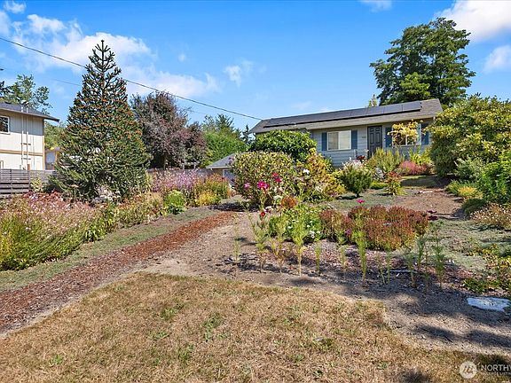 3rd image of 11044 26th Avenue SW