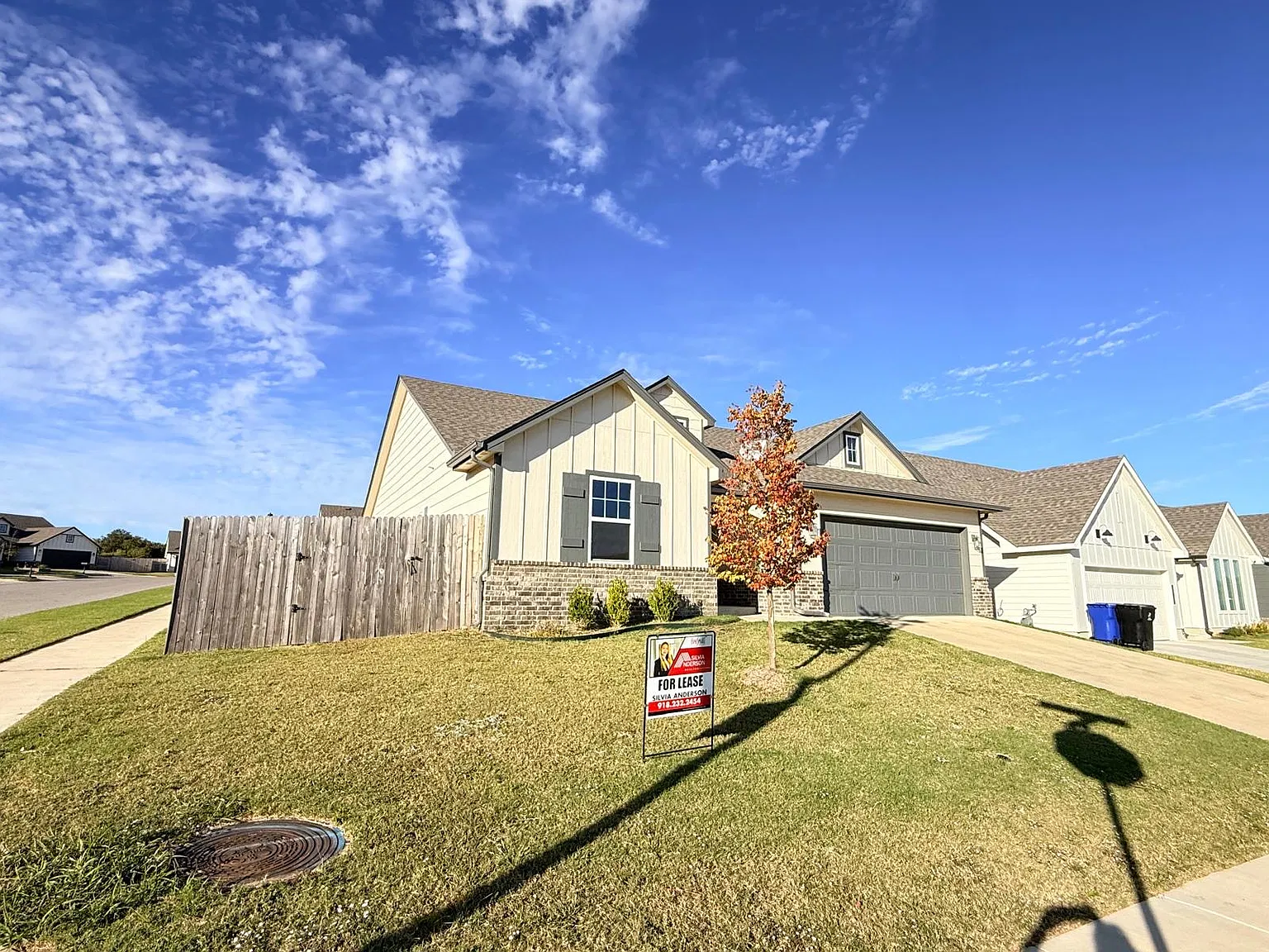 4 bed, 2097 sqft, $2,550 — Photo 2