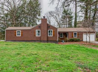 1401 Woodcrest Dr, Knoxville, TN 37918