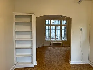 1640 E 50th St #1C — Photo 5