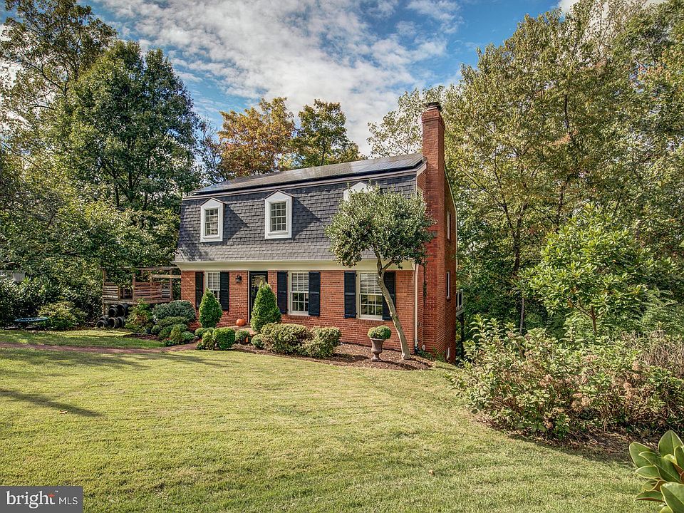 1st image of 6212 Randall Ct