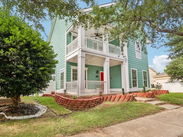 1110 Chattahoochee Dr, Aubrey, TX 76227