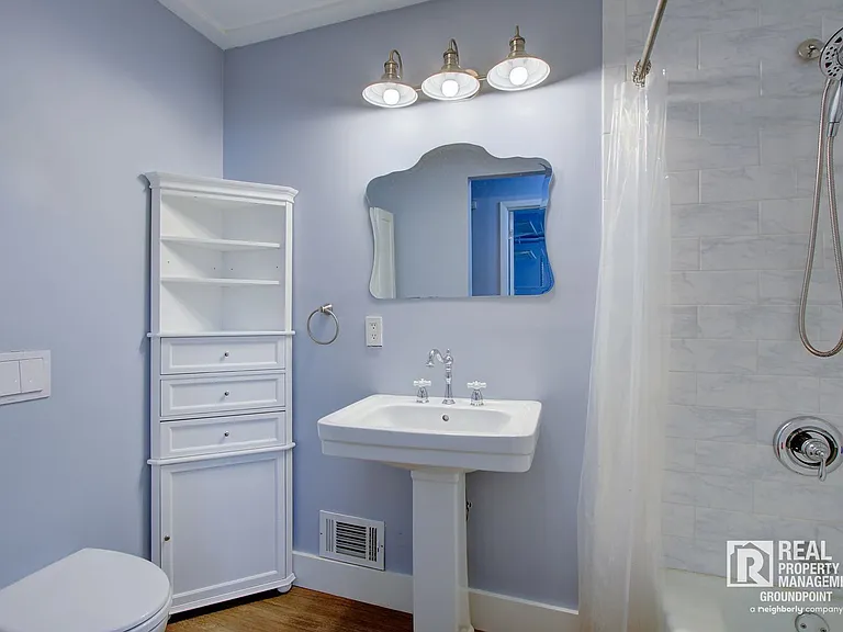 209 Chucker Dr — Photo 16