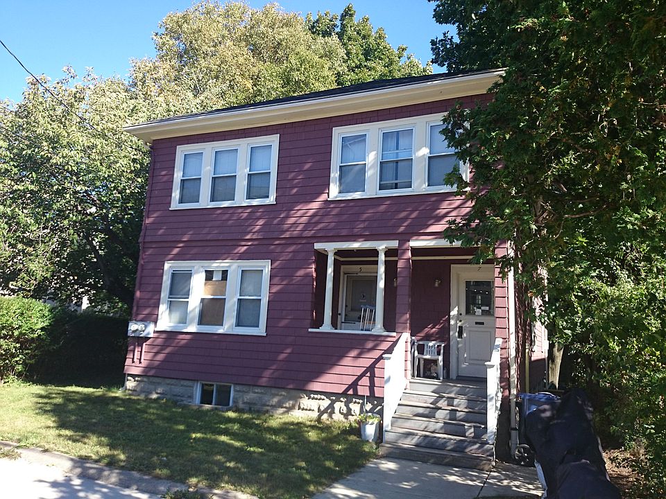 2nd image of 5-7 Dickinson Rd