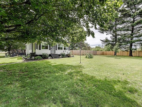 3rd image of 6065 E County Road 800 N