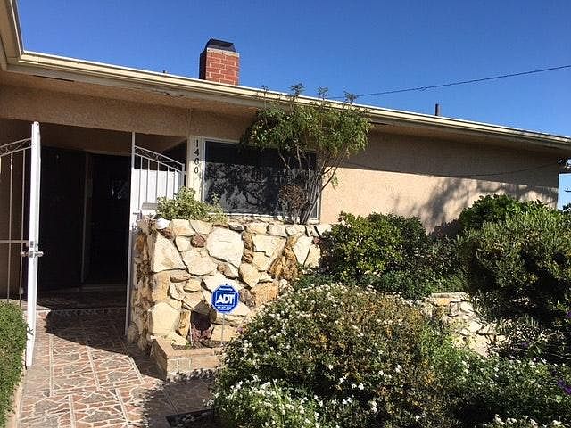 1st image of 1460 Highland Dr