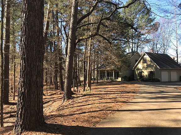 2nd image of 802 Royal Oaks Dr