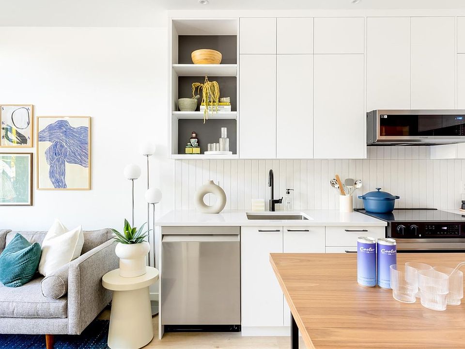 1st image of 1075 Tillicum Rd #617