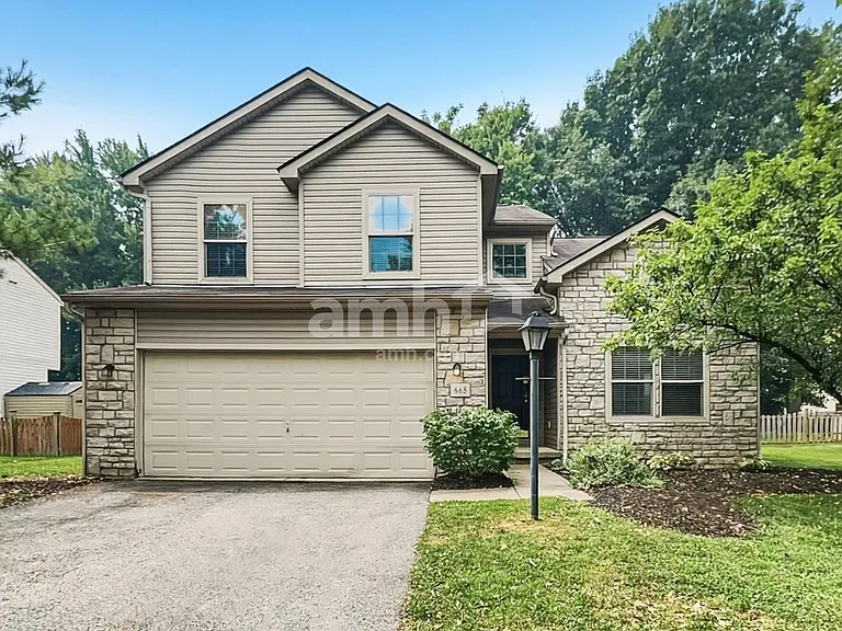 665 Norfolk Sq N — Photo 2