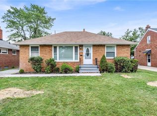 5597 Briarcliff Dr, Garfield Heights, OH