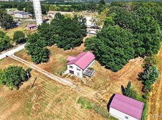 25936 Evanston Rd, Lebanon, MO 65536