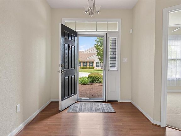 3rd image of 1159 Eagle Pointe Way