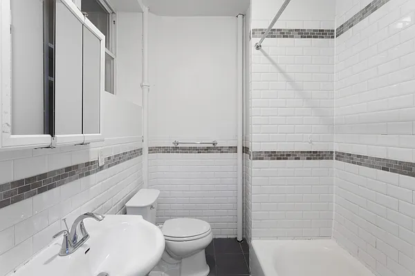 Rented by Platinum Properties | media 12