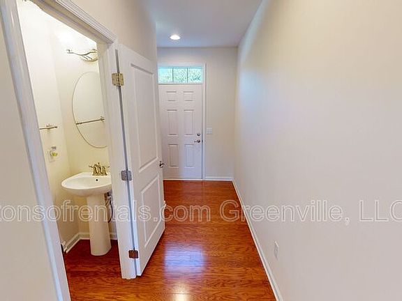 2nd image of 143 W Stableford Dr