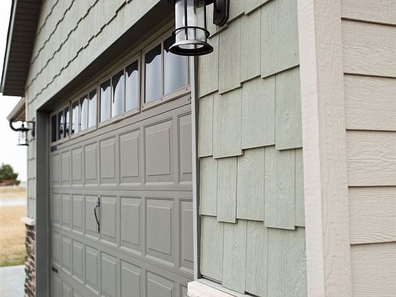 3rd image of 422 W M St