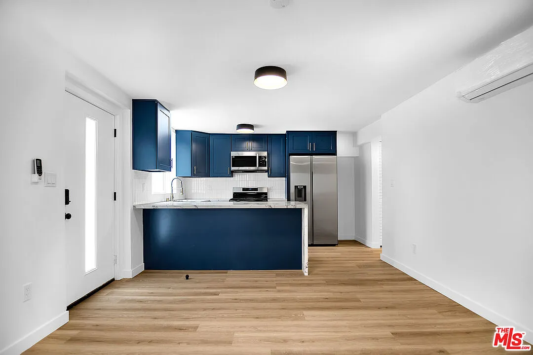 Studio, 1.0 bath, 500 sqft, $2,300 — Photo 1