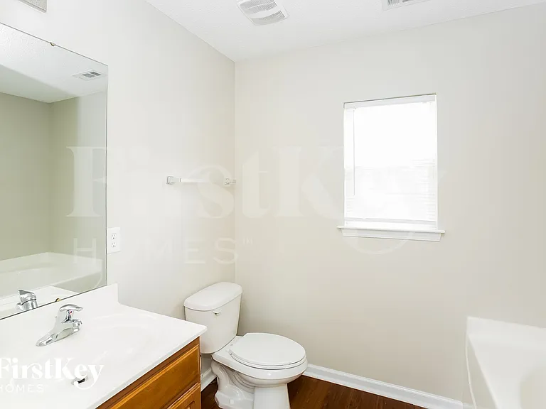 5415 Tucker Phillips Dr — Photo 9
