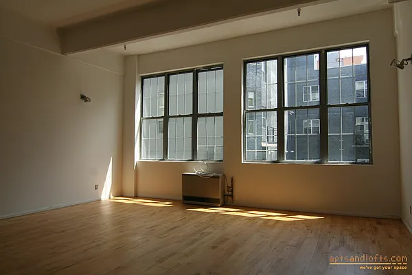 Rented by aptsandlofts.com | media 11