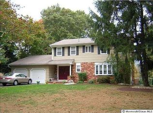 18 Farm Tree Rd, Manalapan, NJ 07726