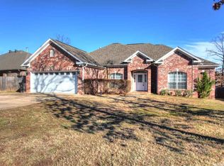513 Harris Rd, Jacksonville, AR 72076
