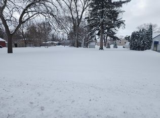 1811 7th St NW, Faribault, MN 55021