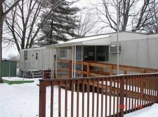 132 Rathbun Dr, Marblehead, OH 43440